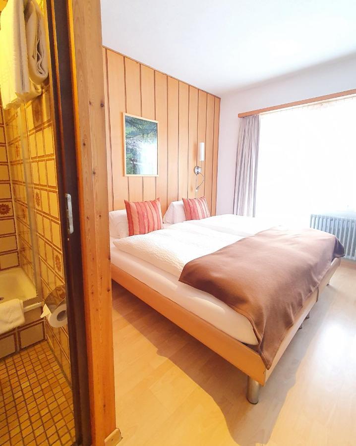 Hotel-Restaurant Grina Simplon Esterno foto